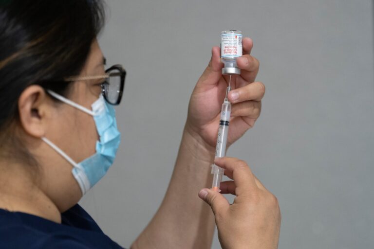 U.S. Reaches 200 million vaccines