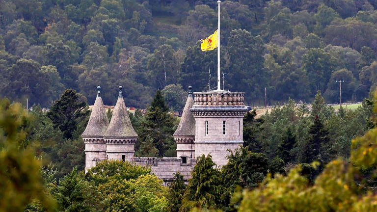 Queen Elizabeth II Dies at Age 96